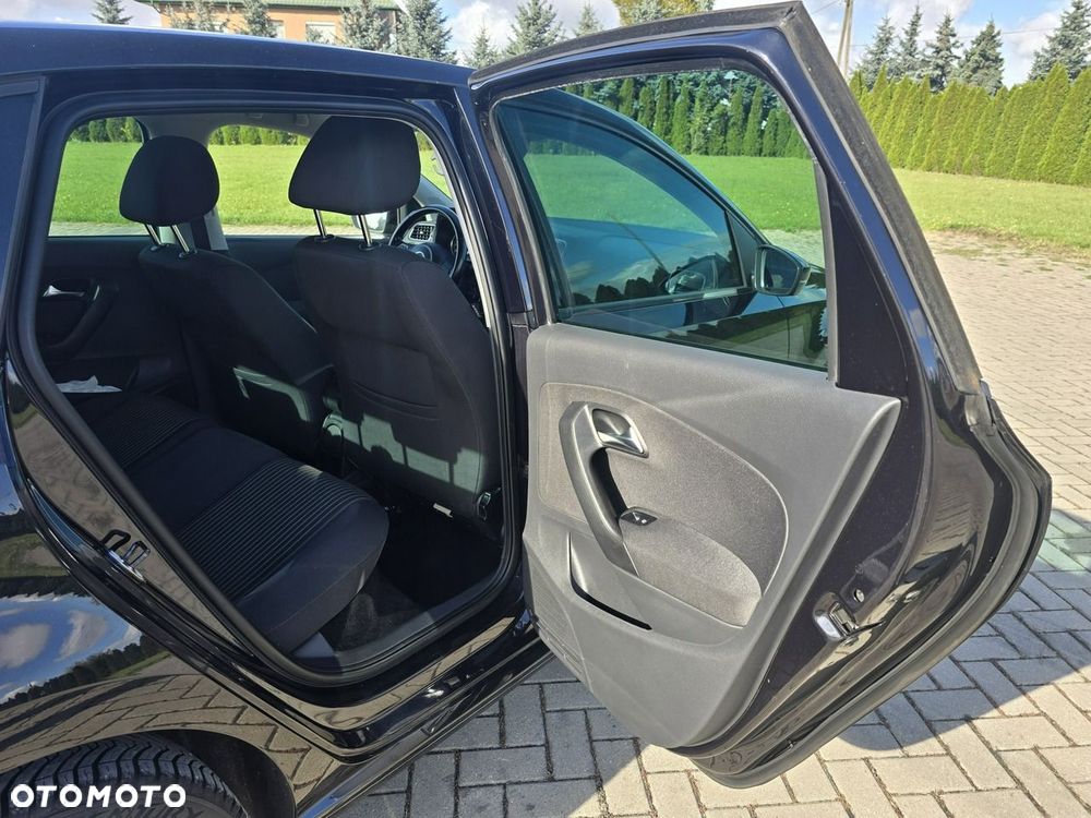 Volkswagen Polo - 19