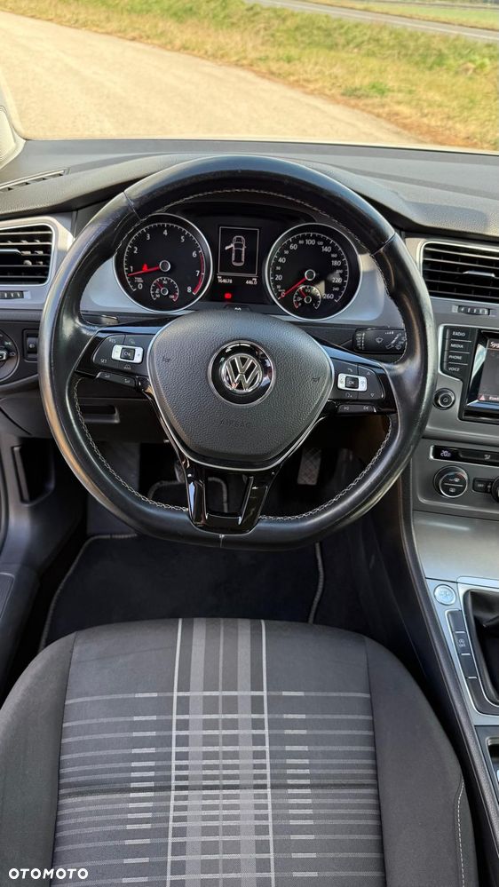 Volkswagen Golf 1.2 TSI BlueMot Comfortline - 11