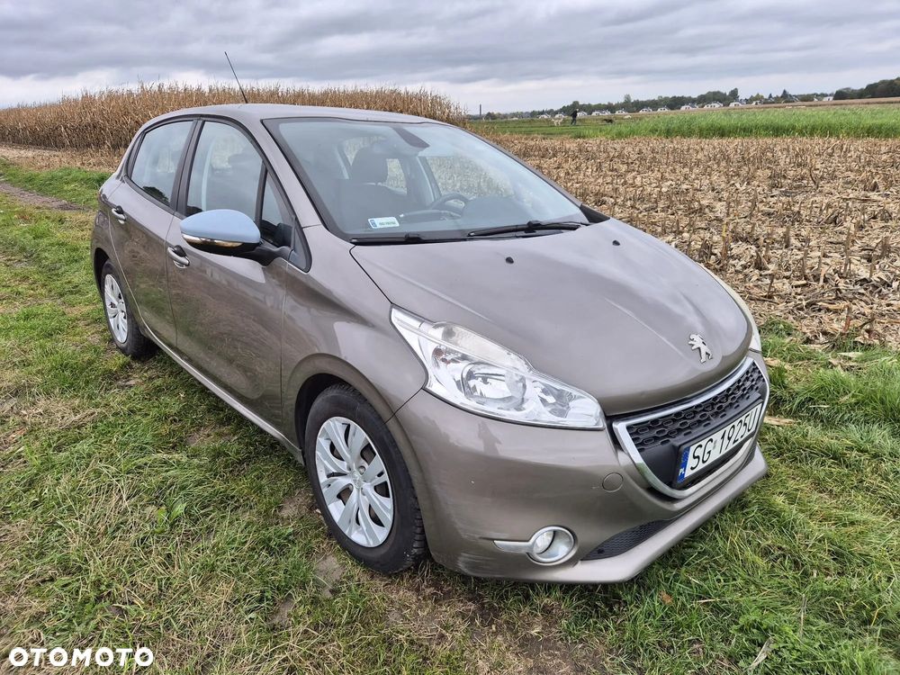 Peugeot 208 - 9