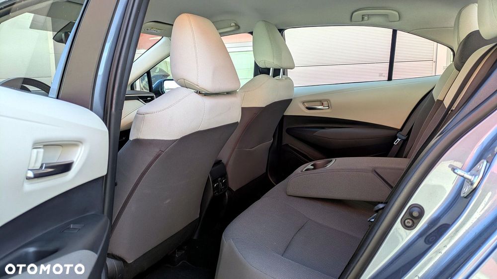 Toyota Corolla 1.6 Comfort MS - 9