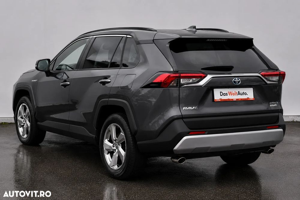 Toyota RAV4 - 5
