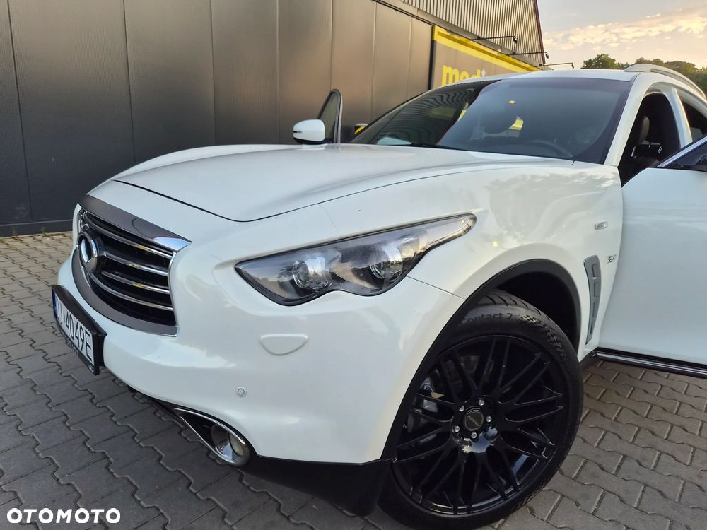 Infiniti QX70 3.7 S Premium - 13