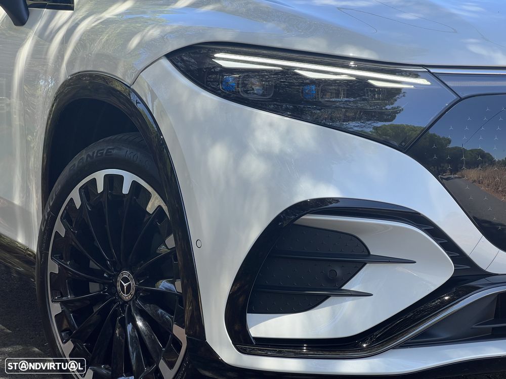 Mercedes-Benz EQS - 9