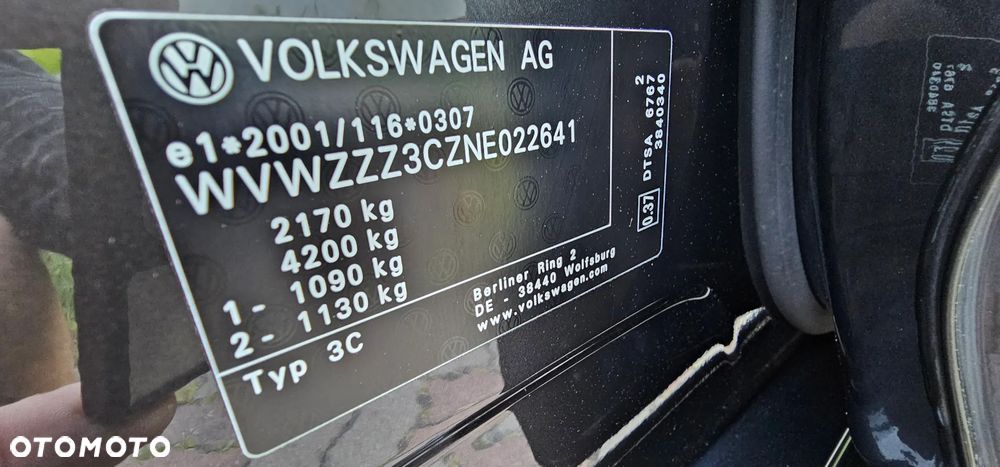 Volkswagen Passat 2.0 TDI EVO Elegance - 32