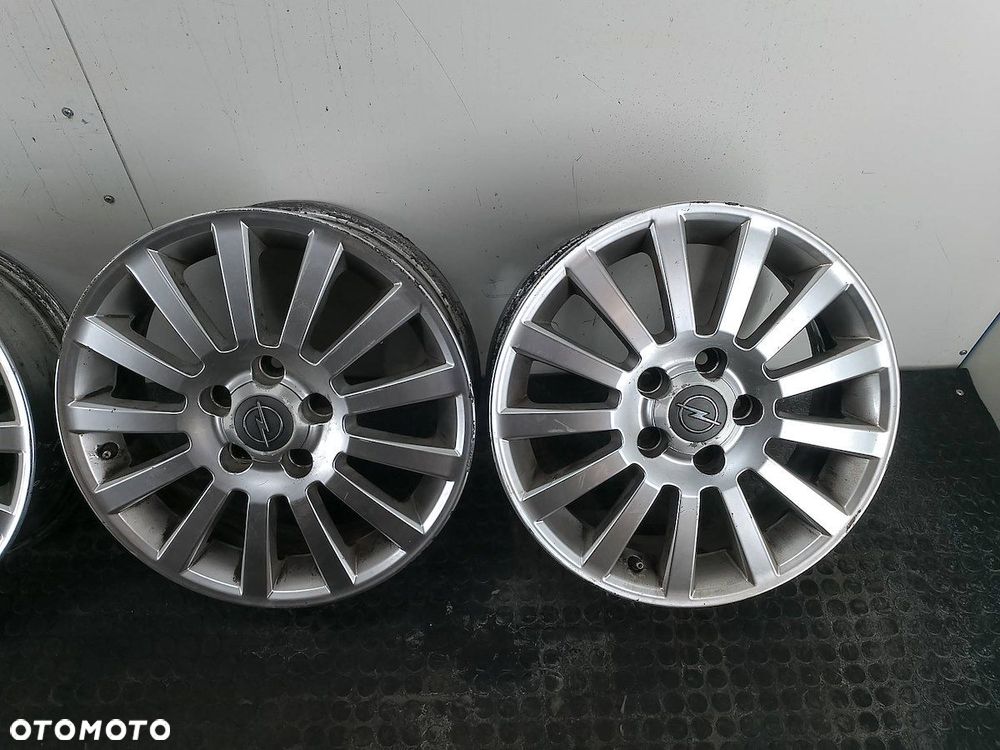 FELGI ALUMINIOWE KOMPLET 16 OPEL ZAFIRA B - 12