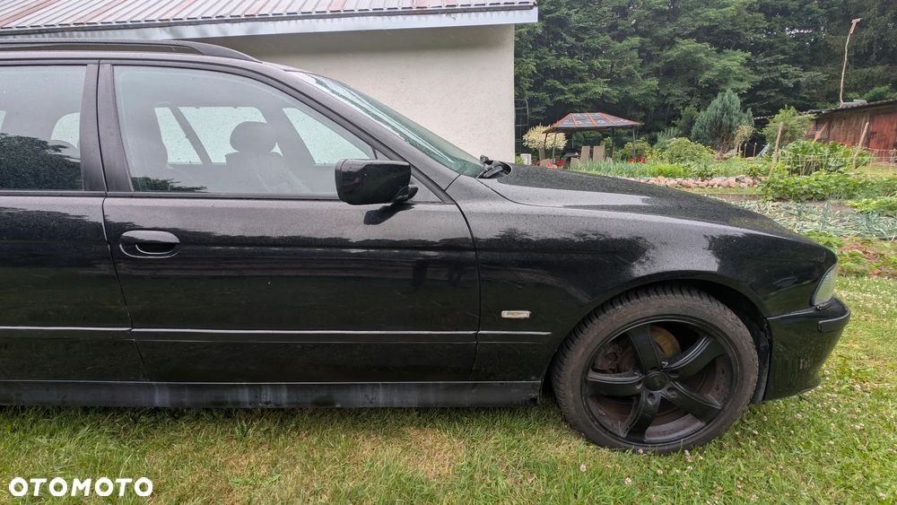 BMW Seria 5 523i - 7