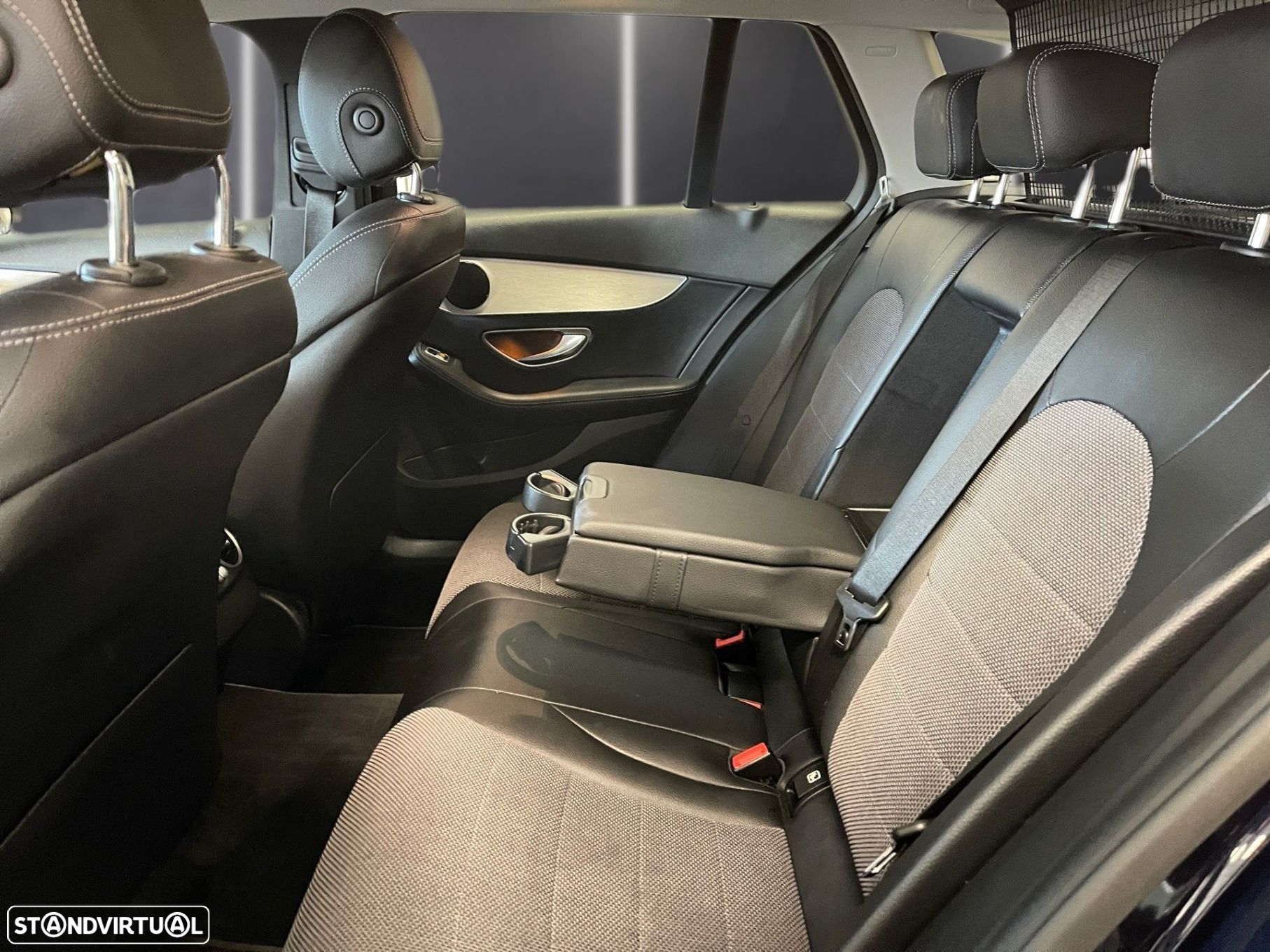 Mercedes-Benz C 220 d Avantgarde - 34