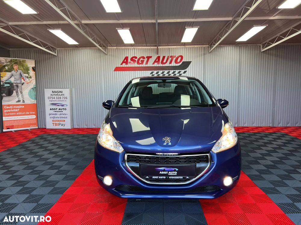 Peugeot 208 - 2