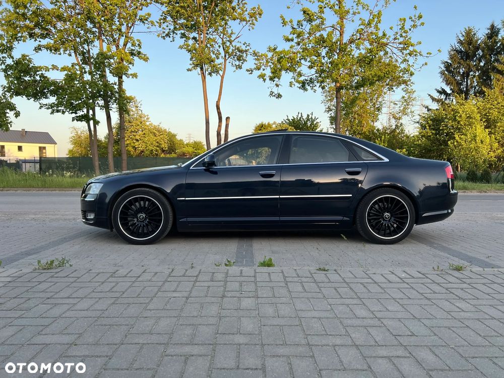 Audi A8 6.0 W12 Quattro - 14