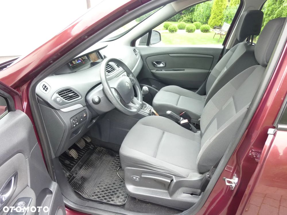 Renault Scenic 1.6 16V 110 Dynamique - 24