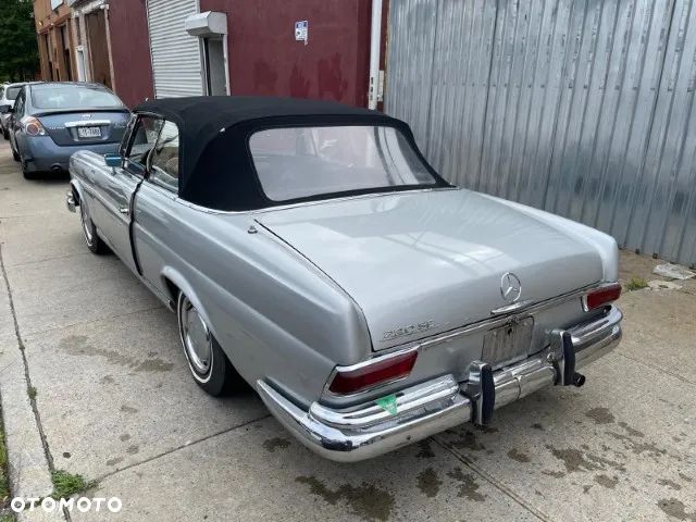Mercedes-Benz Inny - 8