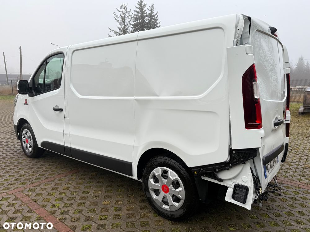 Renault Trafic - 10