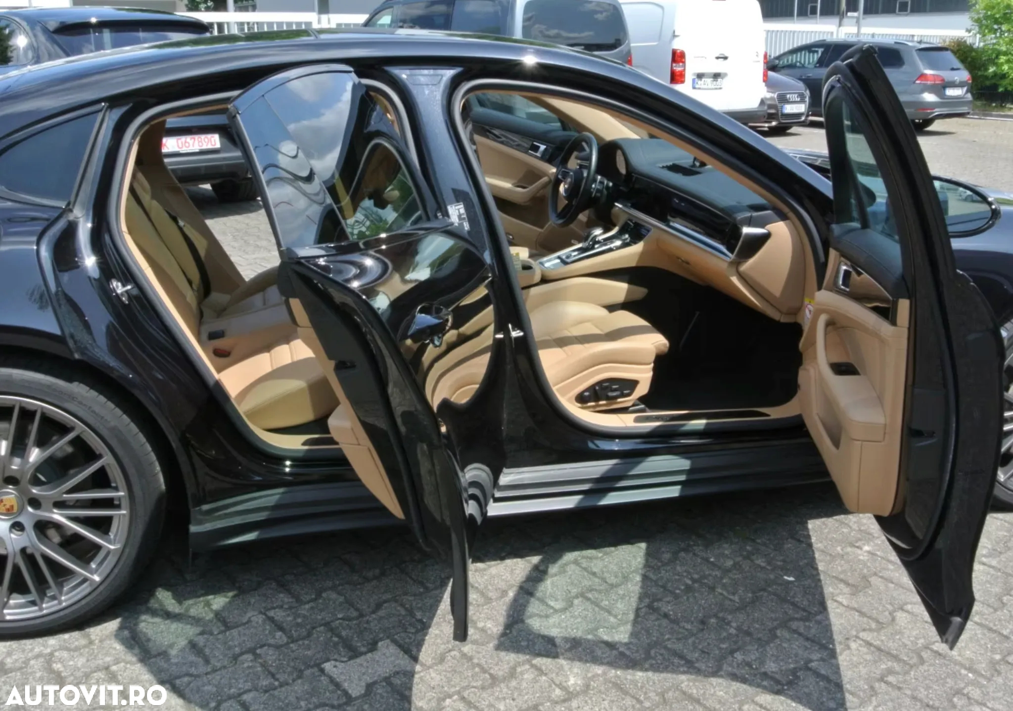 Porsche Panamera - 5