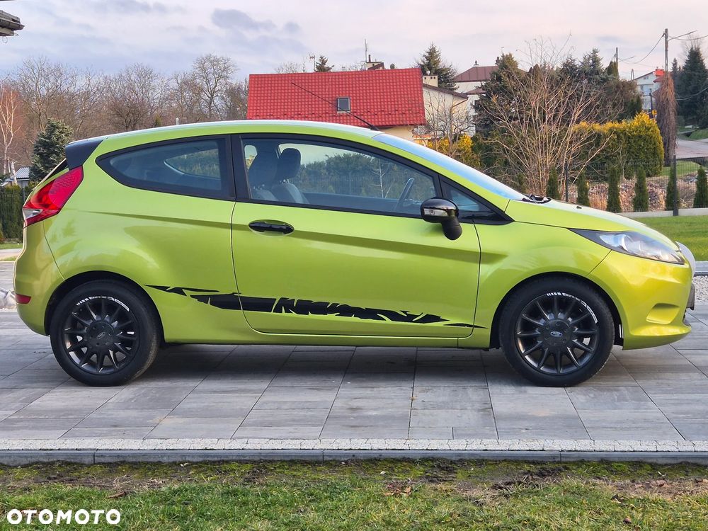 Ford Fiesta 1.25 Champions Edition - 6