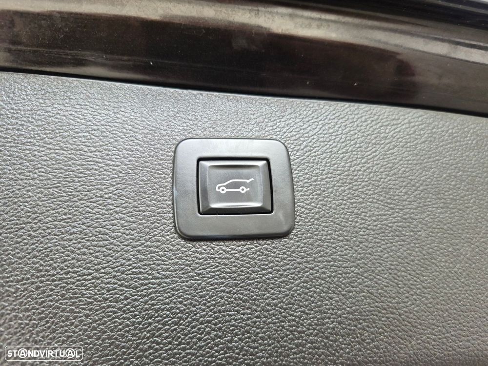 Opel Astra Sports Tourer - 25