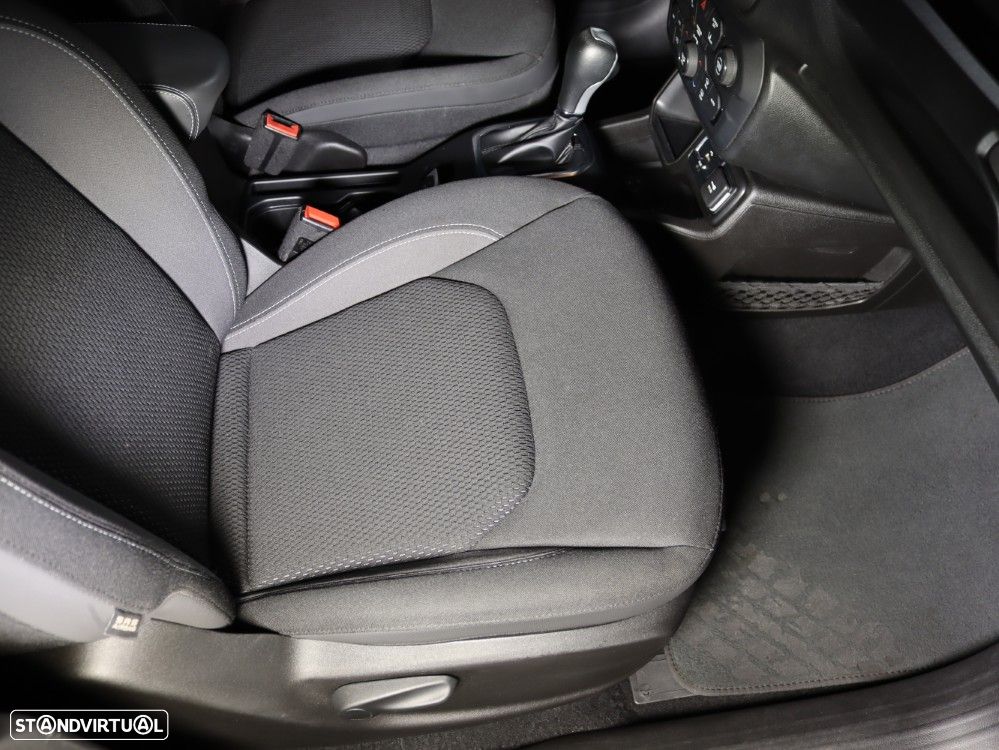 Jeep Renegade 1.5 TG e-Hybrid Limited DCT - 10