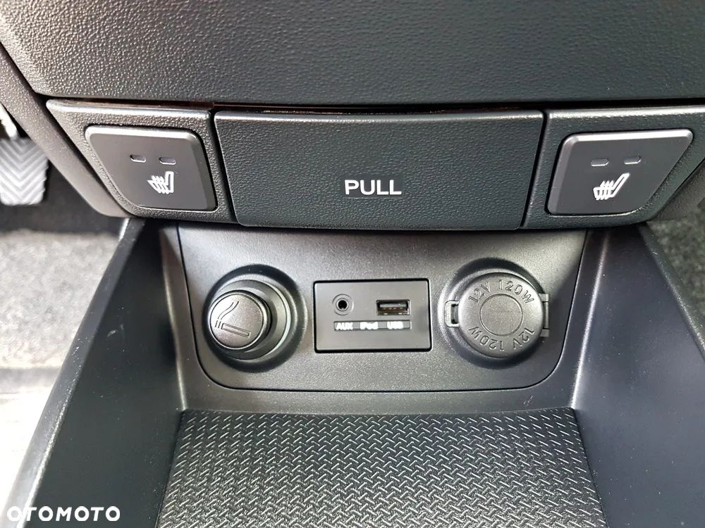 Hyundai i30 i30cw 1.4 UEFA EURO 2012 Edition - 19