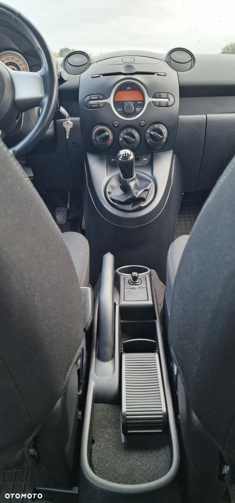 Mazda 2 - 33