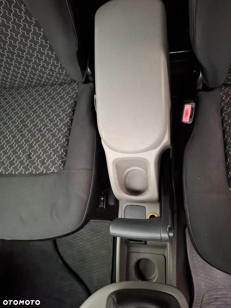 Renault Kangoo 1.5 dCi Authentique - 11