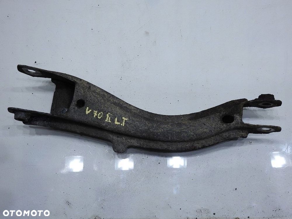 WAHACZ LEWY TYŁ VOLVO V70 II - 6