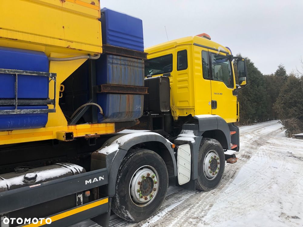MAN TGS 32.360 8x4 piaskarka solarka schmidt euro5 pług - 8