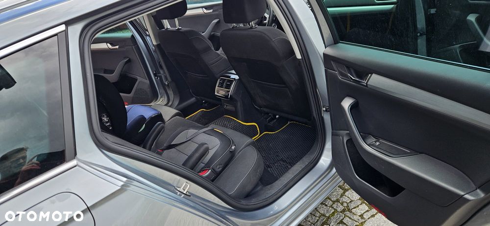 Skoda Superb 1.5 TSI ACT Ambition - 8