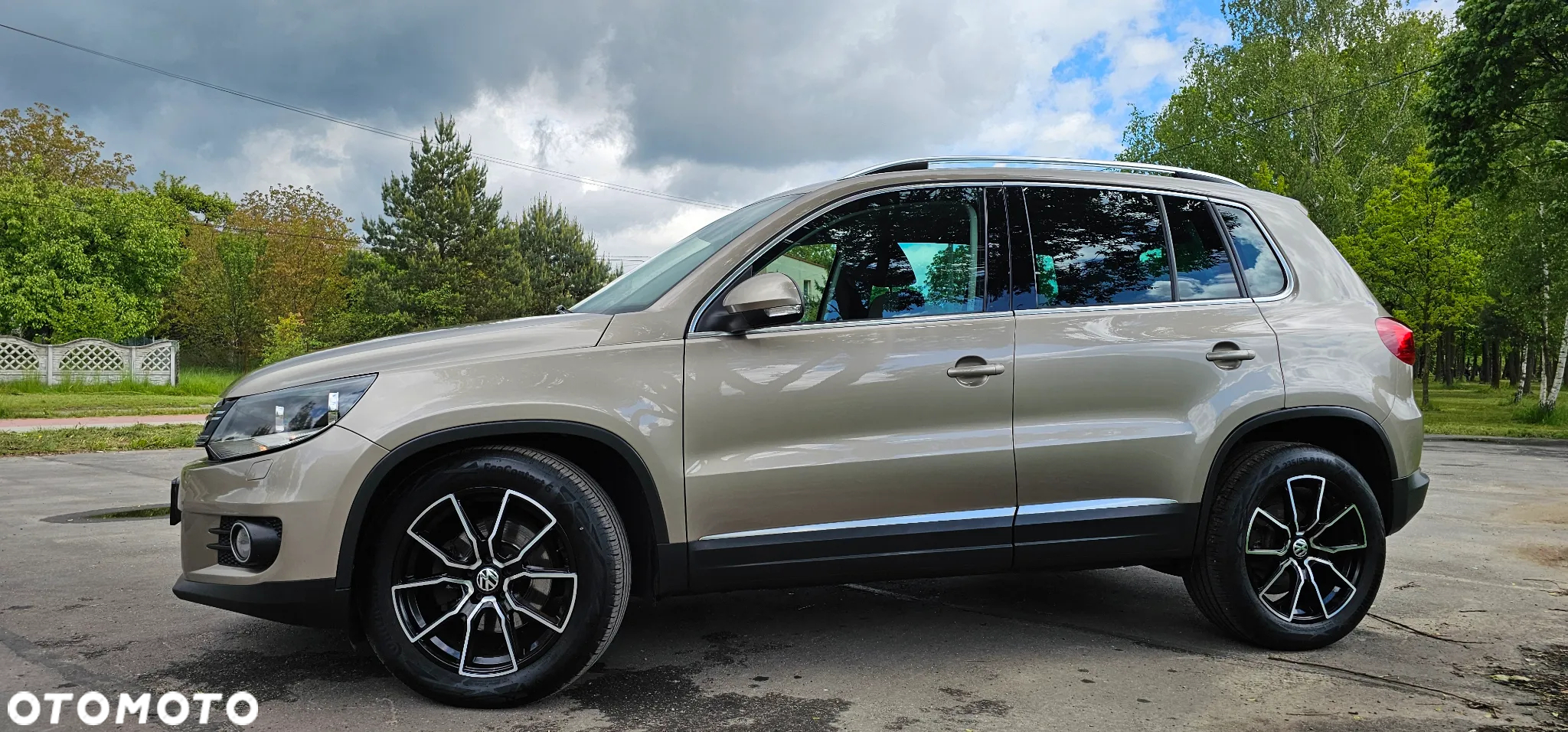 Volkswagen Tiguan - 9