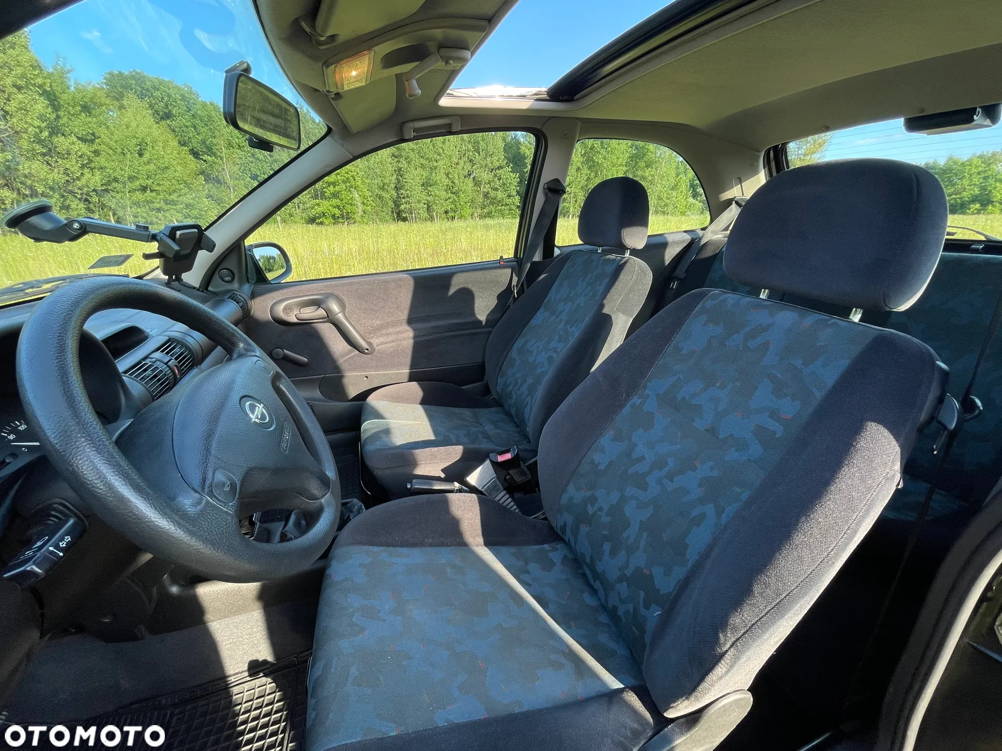 Opel Corsa - 16