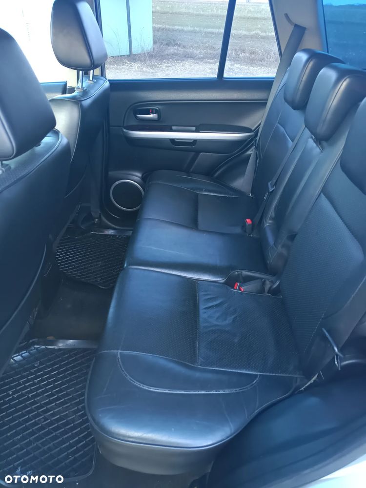 Suzuki Grand Vitara 1.9 DDiS - 5
