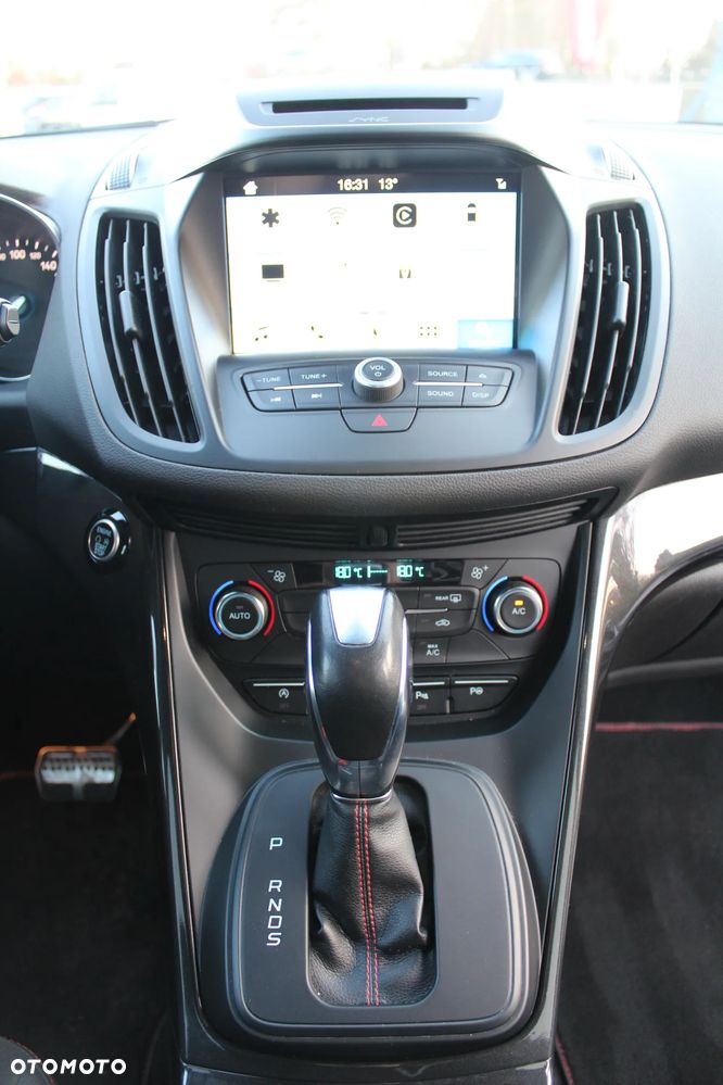 Ford Kuga 1.5 TDCi 2x4 ST-Line - 30