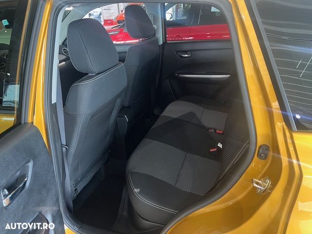 Suzuki Vitara 1.4 Boosterjet 6AT MHEV Passion - 6