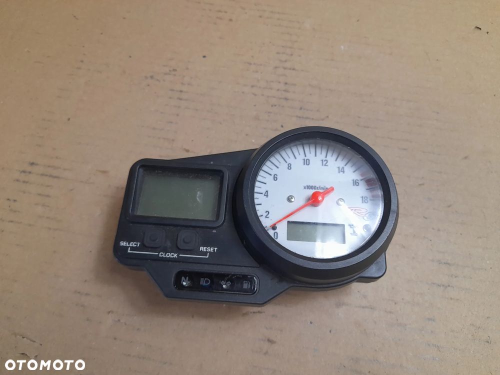 Yamaha YZF-R6 600 RJ03 (1999 - 2000) licznik zegary - 1