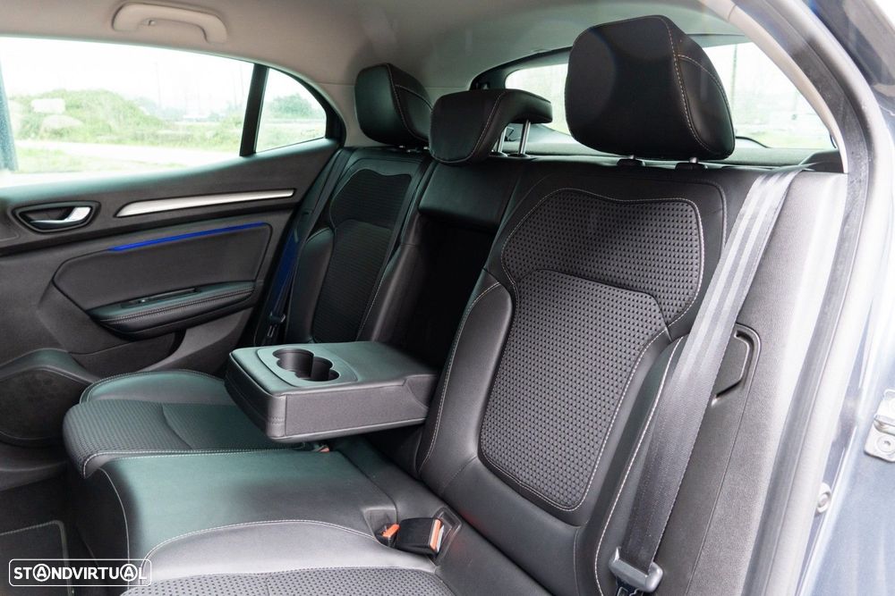 Renault Mégane 1.5 Blue dCi Bose Edition J18 - 9