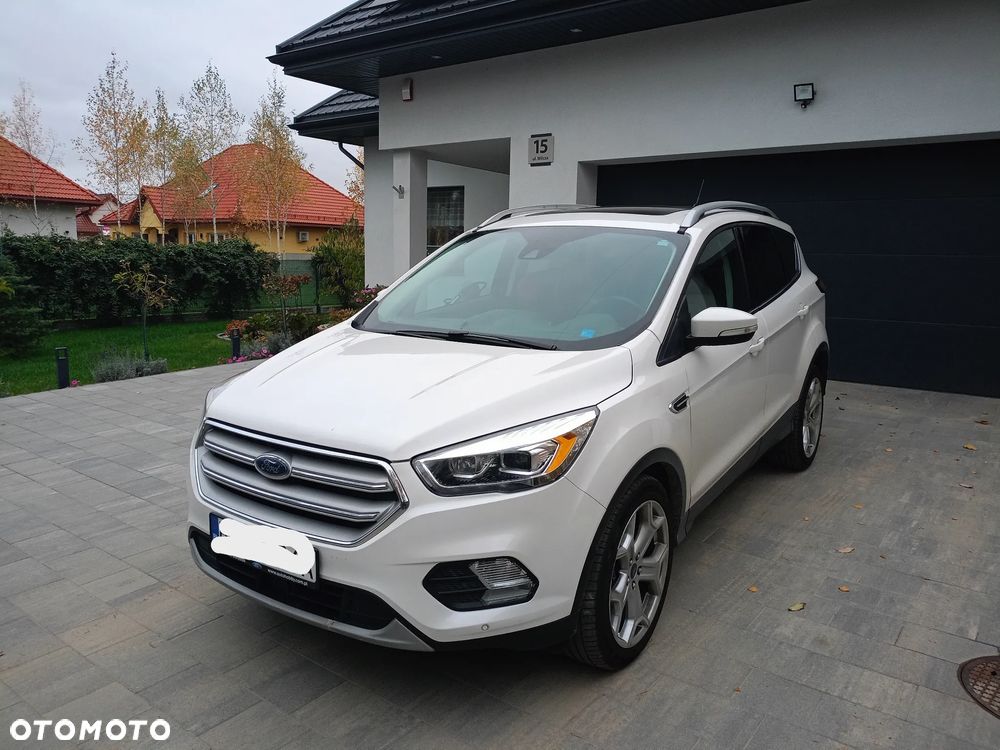 Ford Escape 2.0 EcoBoost AWD Titanium - 11