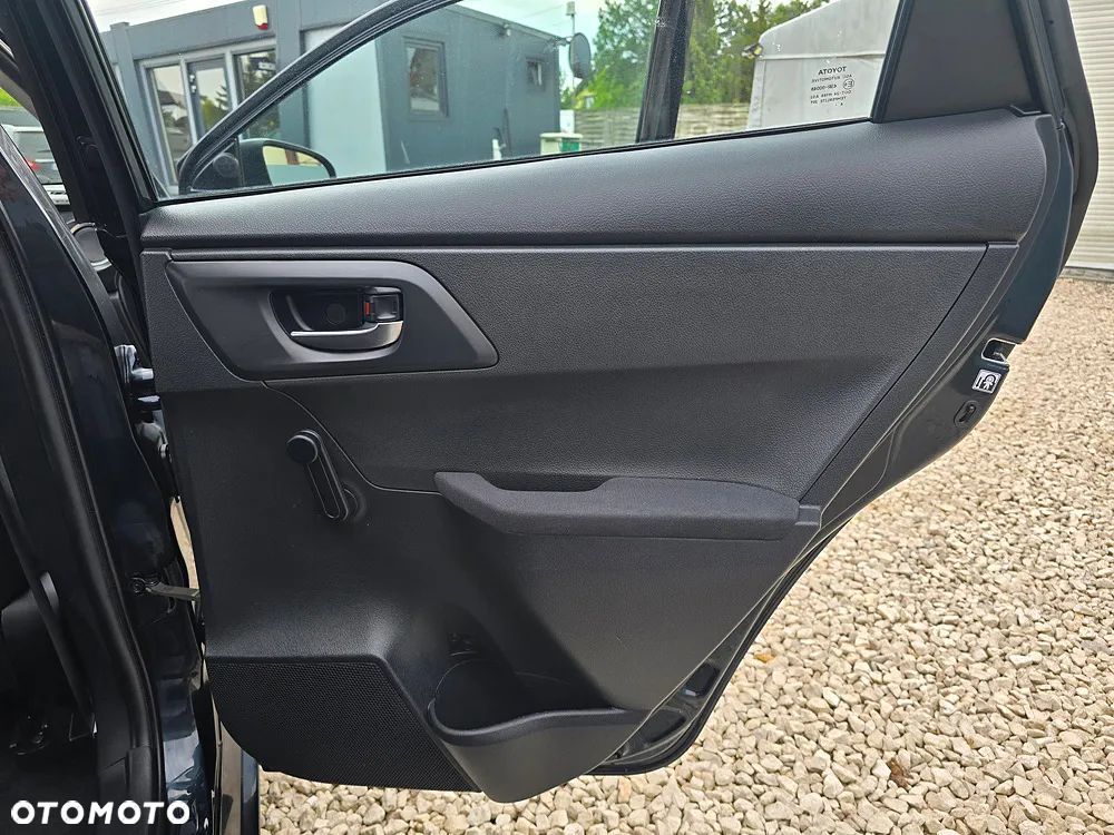Toyota Auris 1.33 Dual-VVT-i Comfort - 23