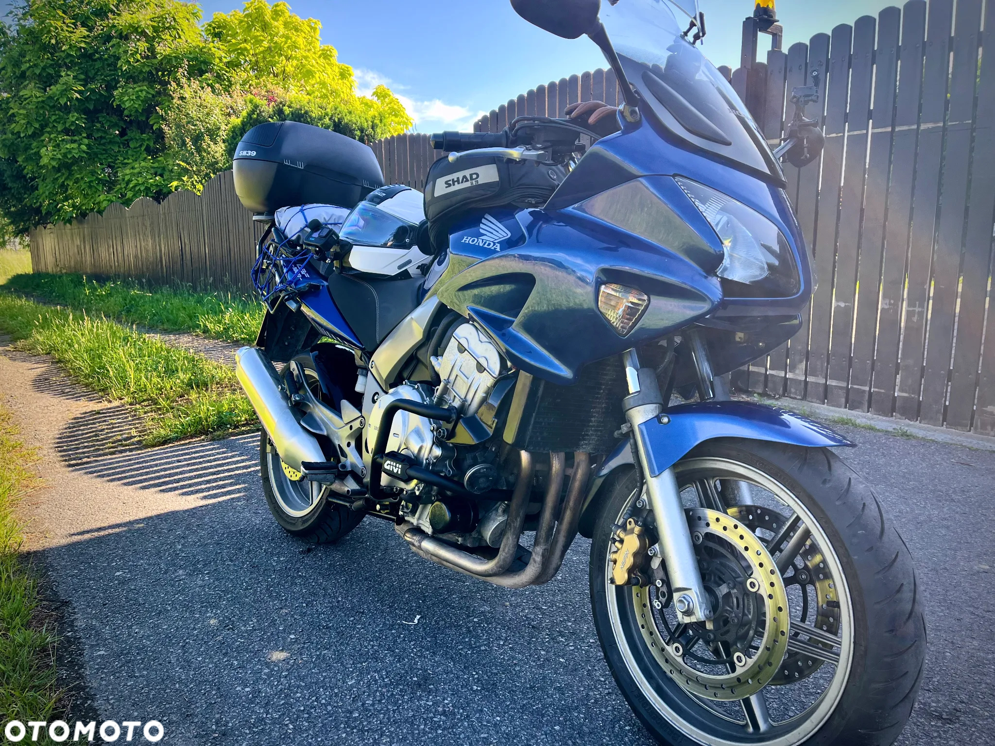Honda CBF - 16