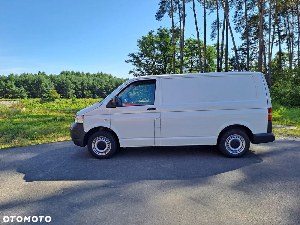 Volkswagen Transporter - 2