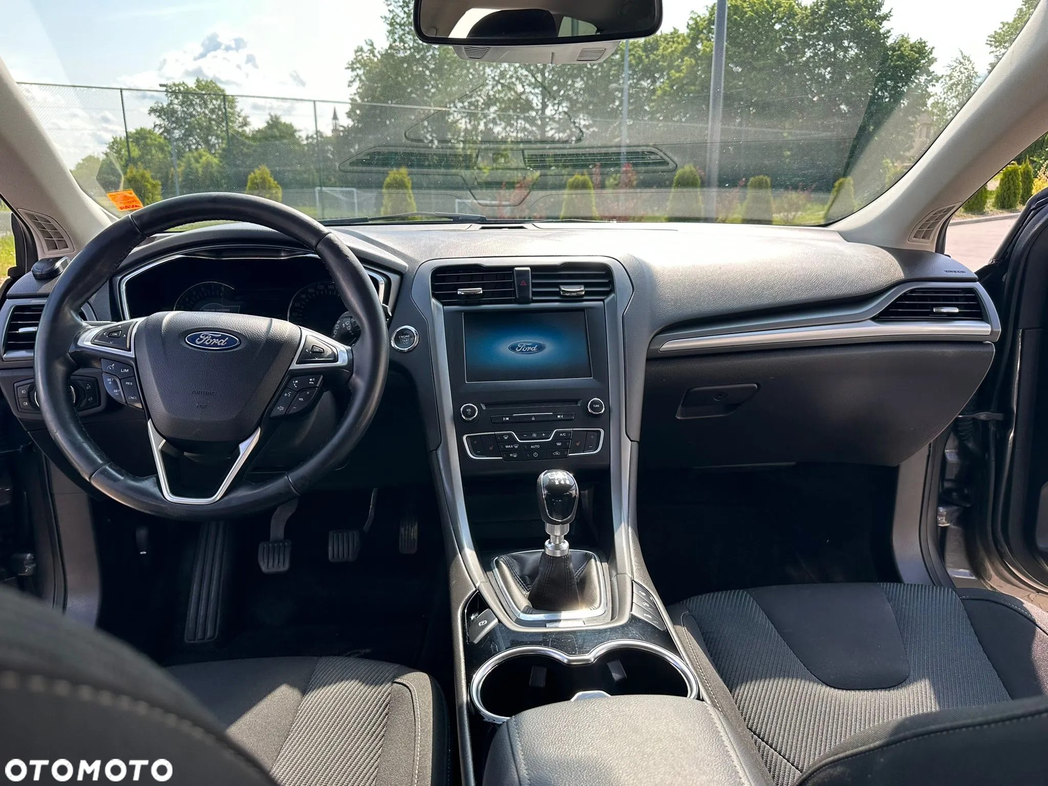 Ford Mondeo 1.5 EcoBoost Ambiente Plus - 13