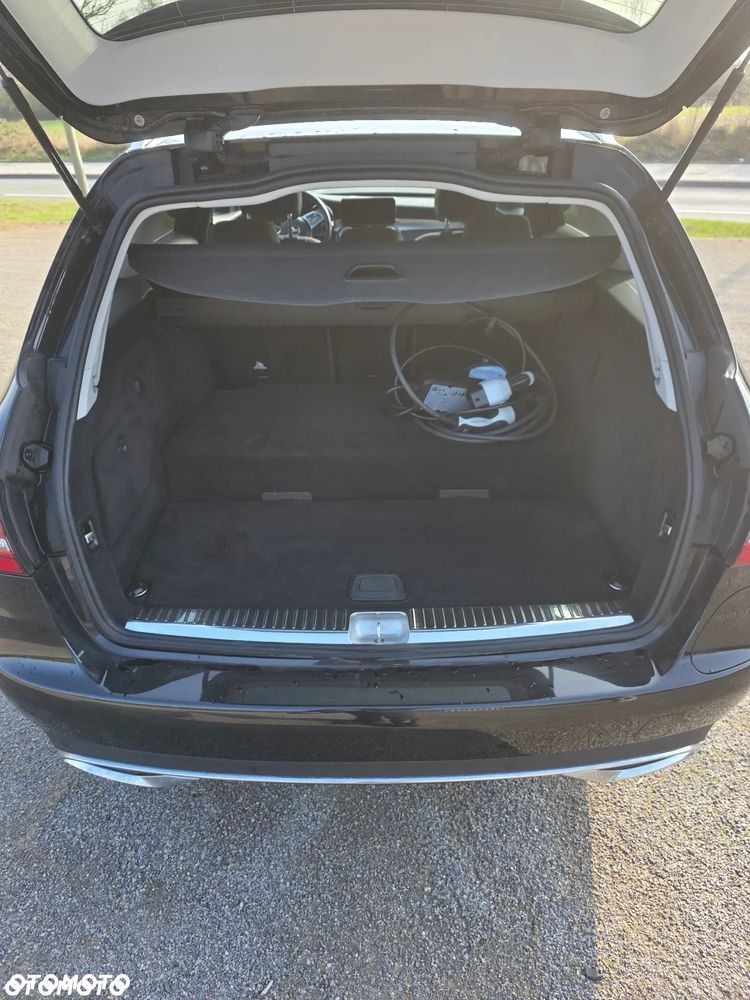 Mercedes-Benz Klasa C 300 de 9G-TRONIC - 7
