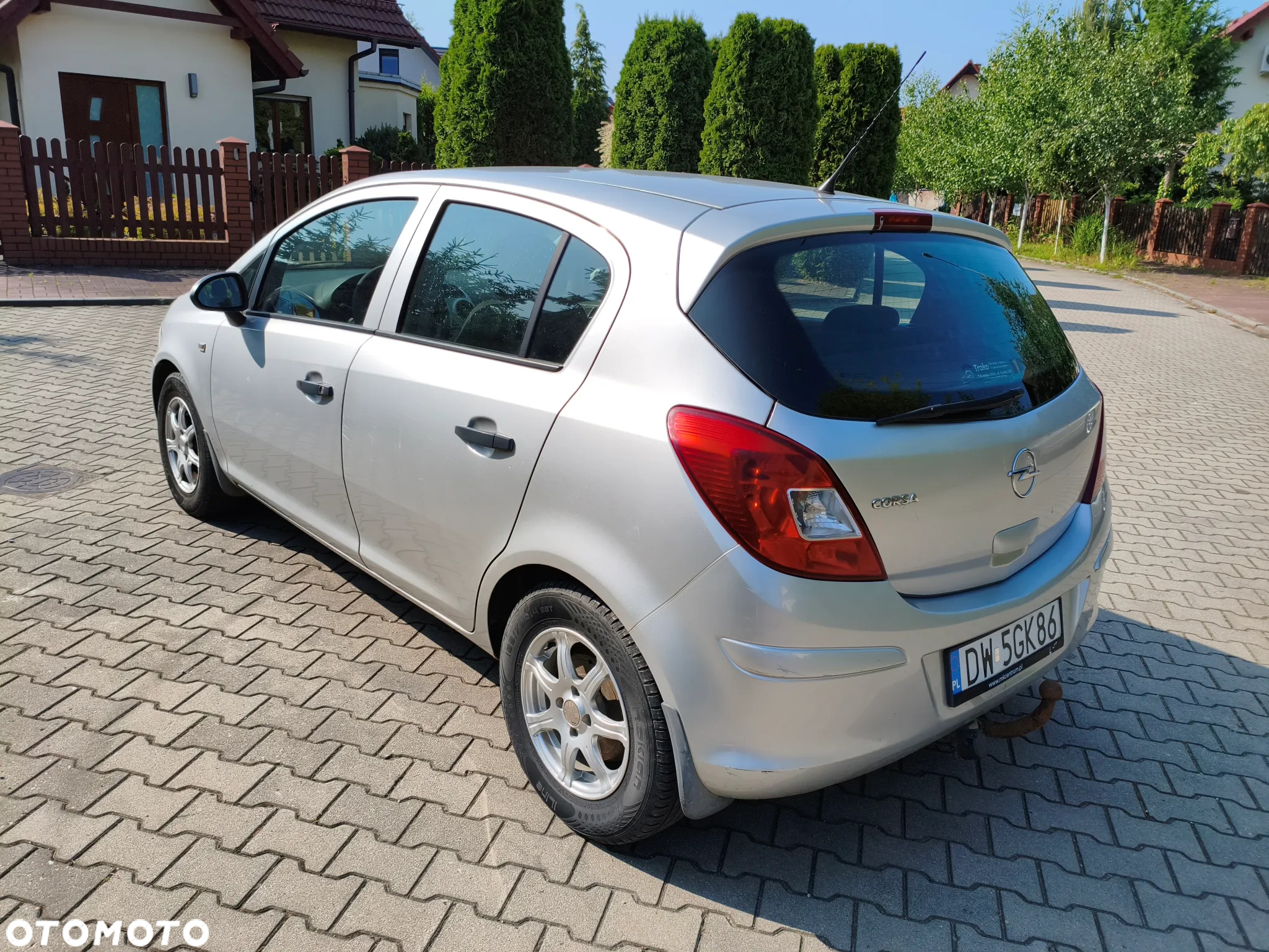 Opel Corsa 1.2 16V Essentia - 6