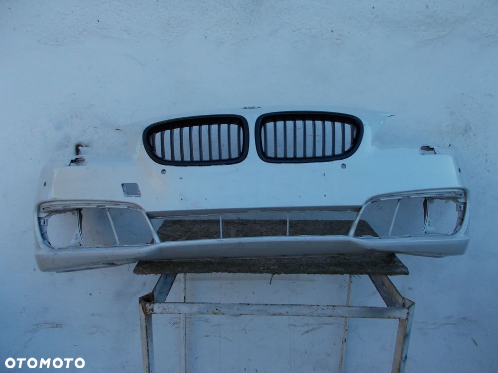 BMW 5 F10 F11 LIFT LCI ZDERZAK PRZÓD PRZEDNI