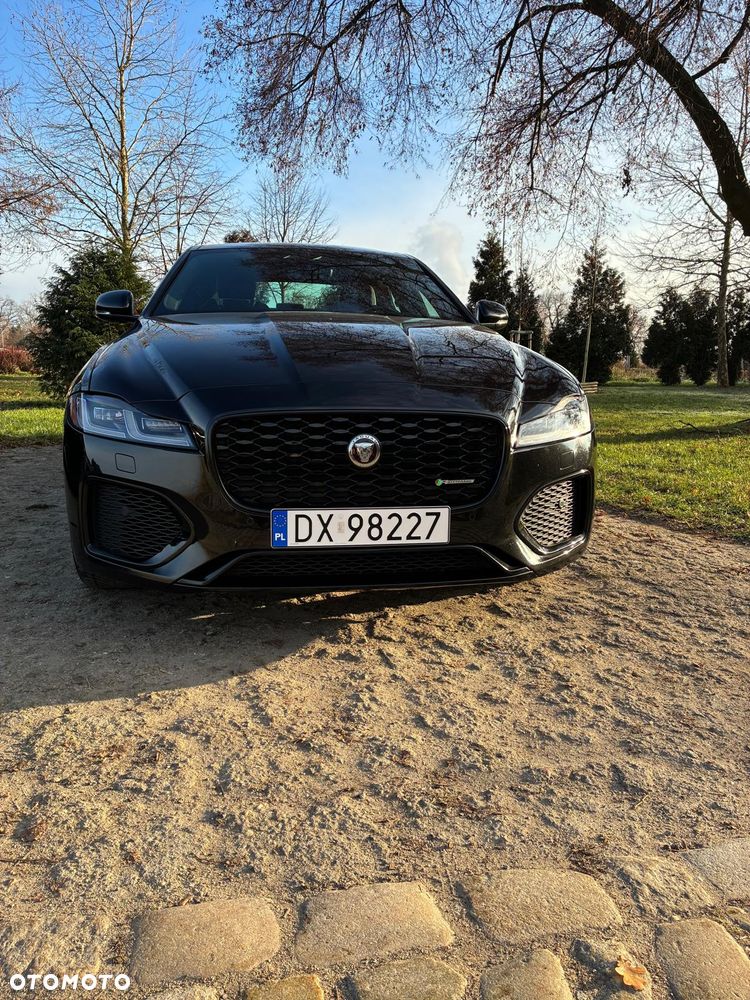 Jaguar XF P300 AWD R-Dynamic SE - 20