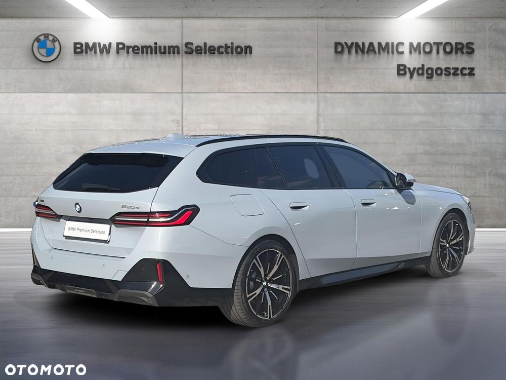 BMW Seria 5 520d xDrive mHEV M Sport - 6