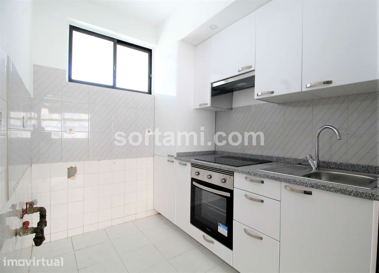 Apartamento T2 Venda em Portimão,Portimão - Grande imagem: 4/21
