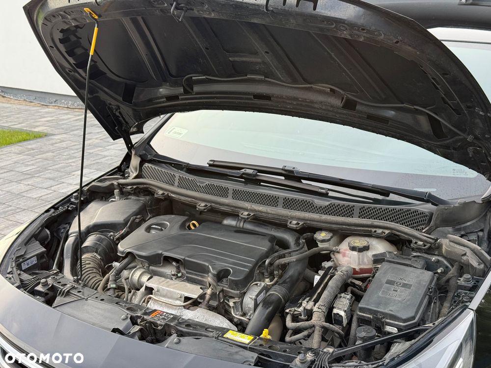 Opel Astra 1.4 T Dynamic - 27