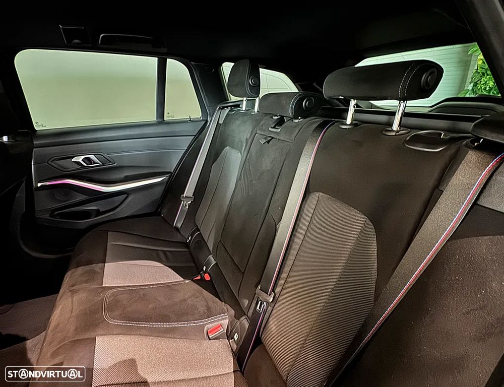 BMW 330 e Touring Pack Desportivo M Pro Auto - 9