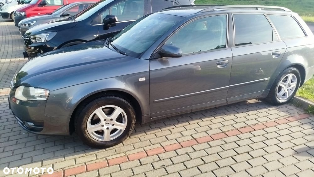 Audi A4 Avant - 3