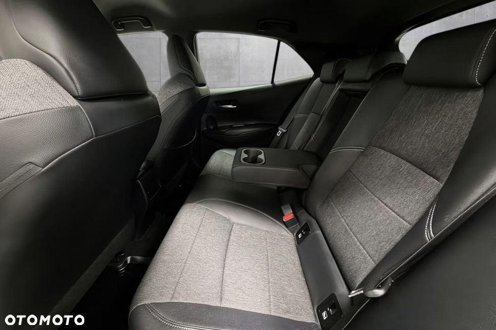 Toyota Corolla 1.8 Comfort - 24