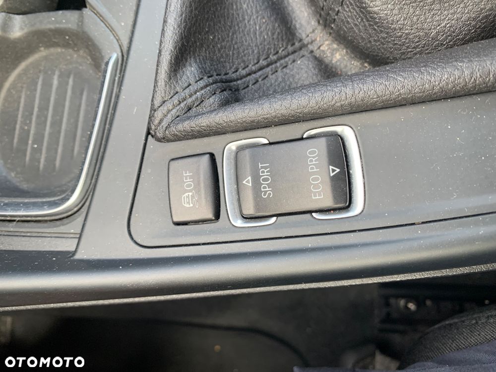 BMW Seria 1 - 24
