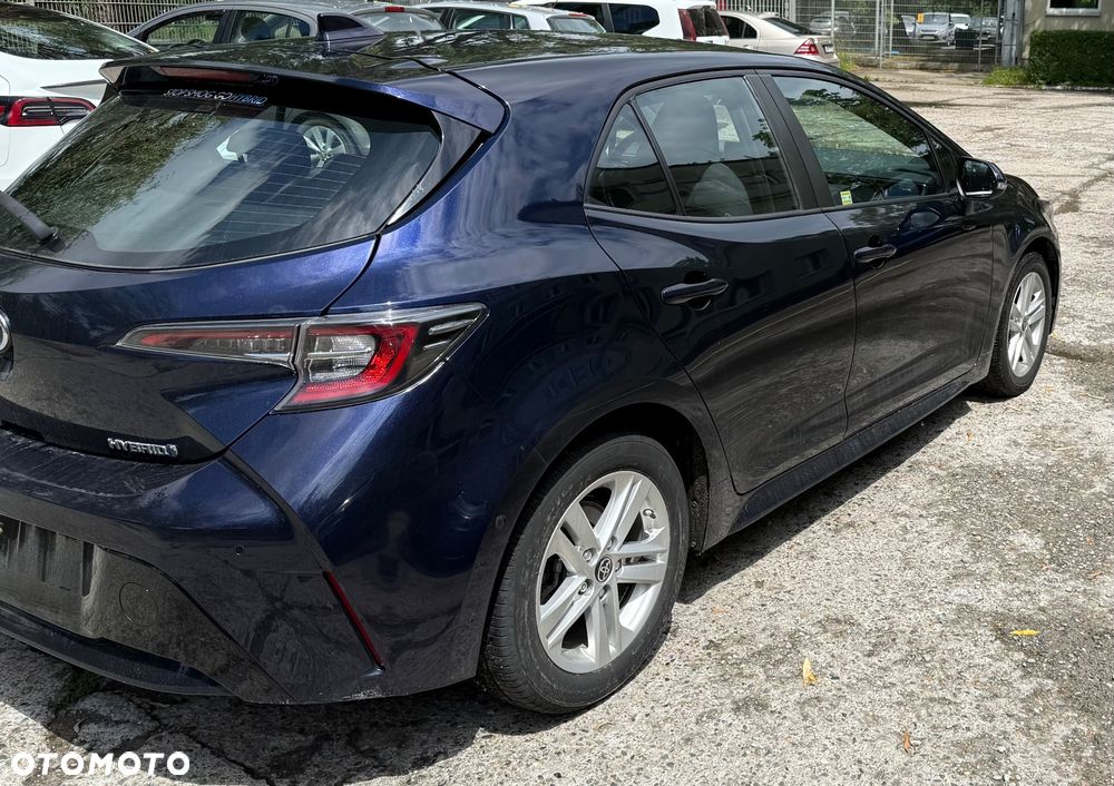 Toyota Corolla - 12